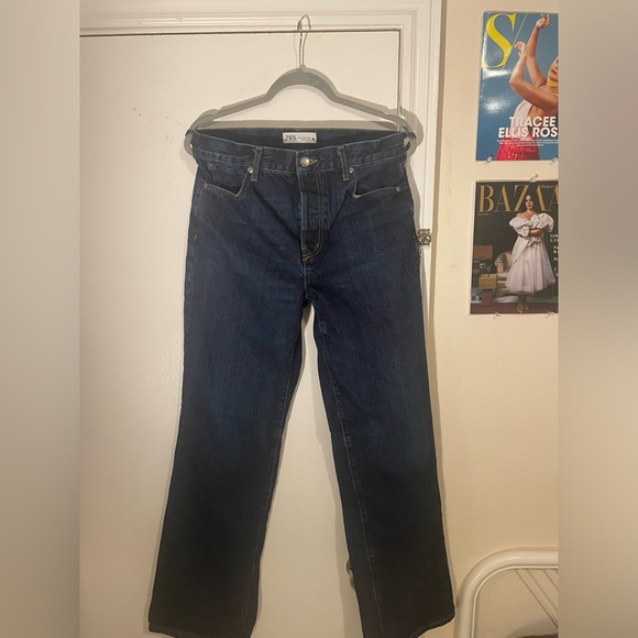 Women’s medium indigo straight leg denim - Picture 4 of 5